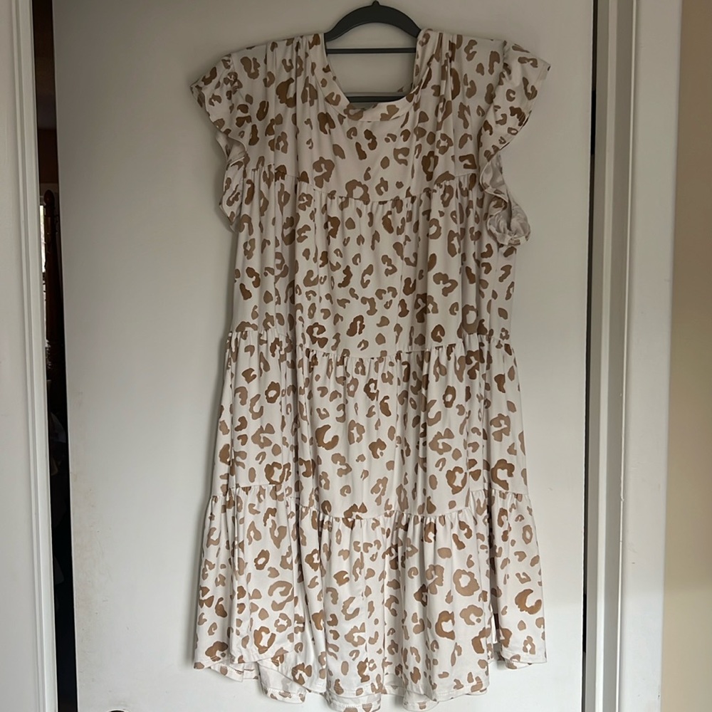 ENTRO boutique style dress cheetah
